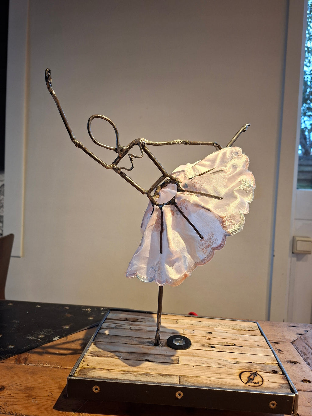 LightPeople “Ballerina”