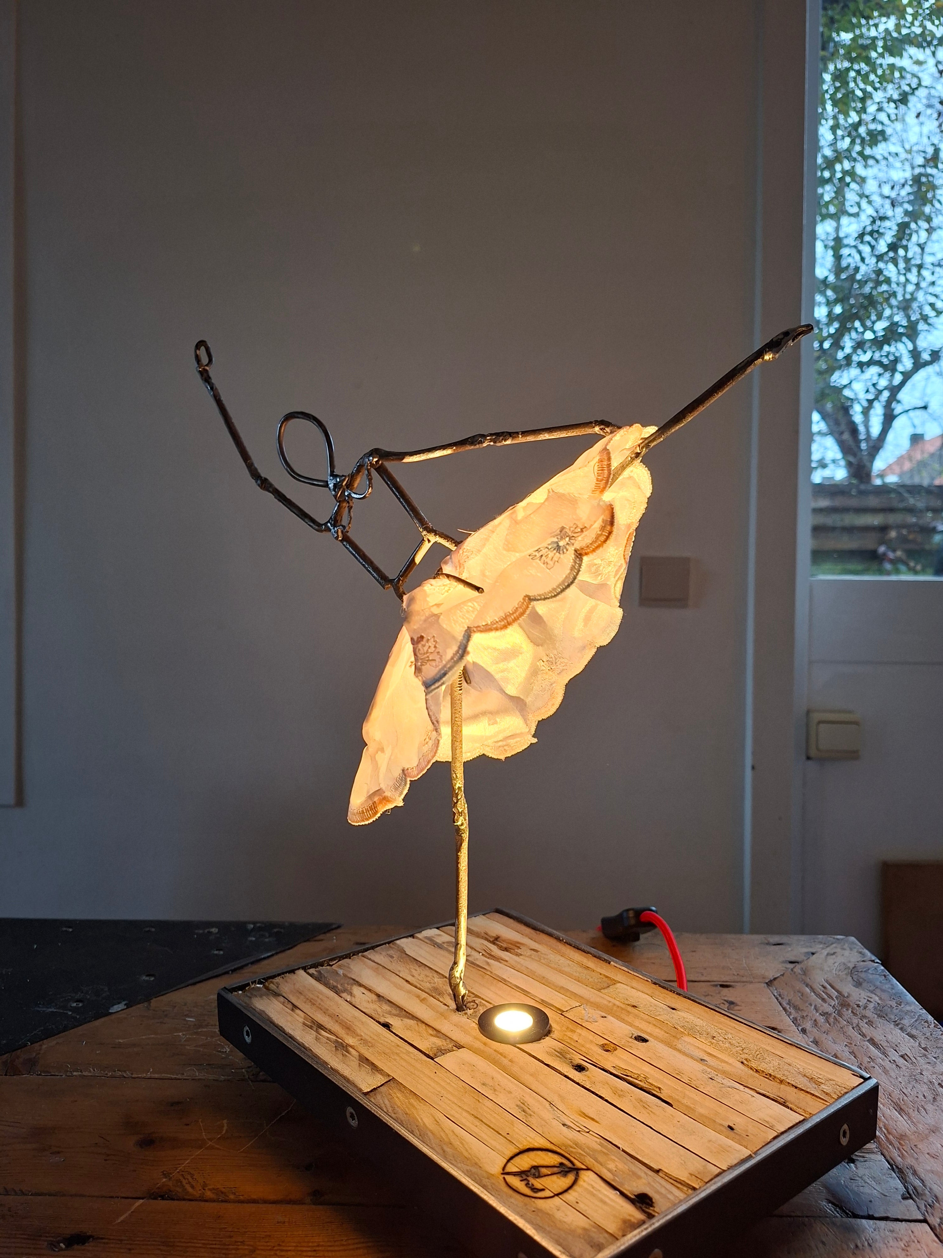 LightPeople “Ballerina”