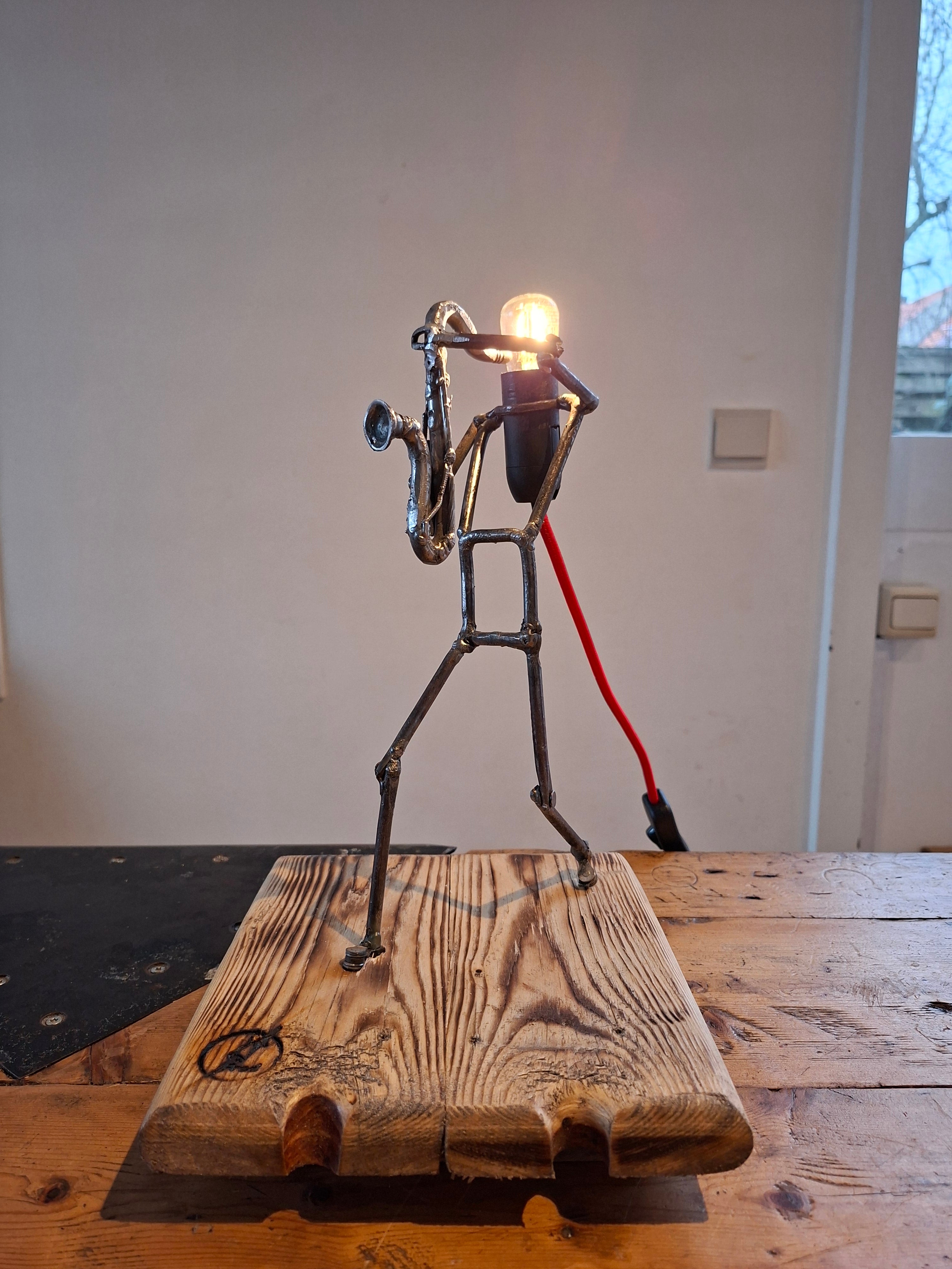 LightPeople "Saxophonist"