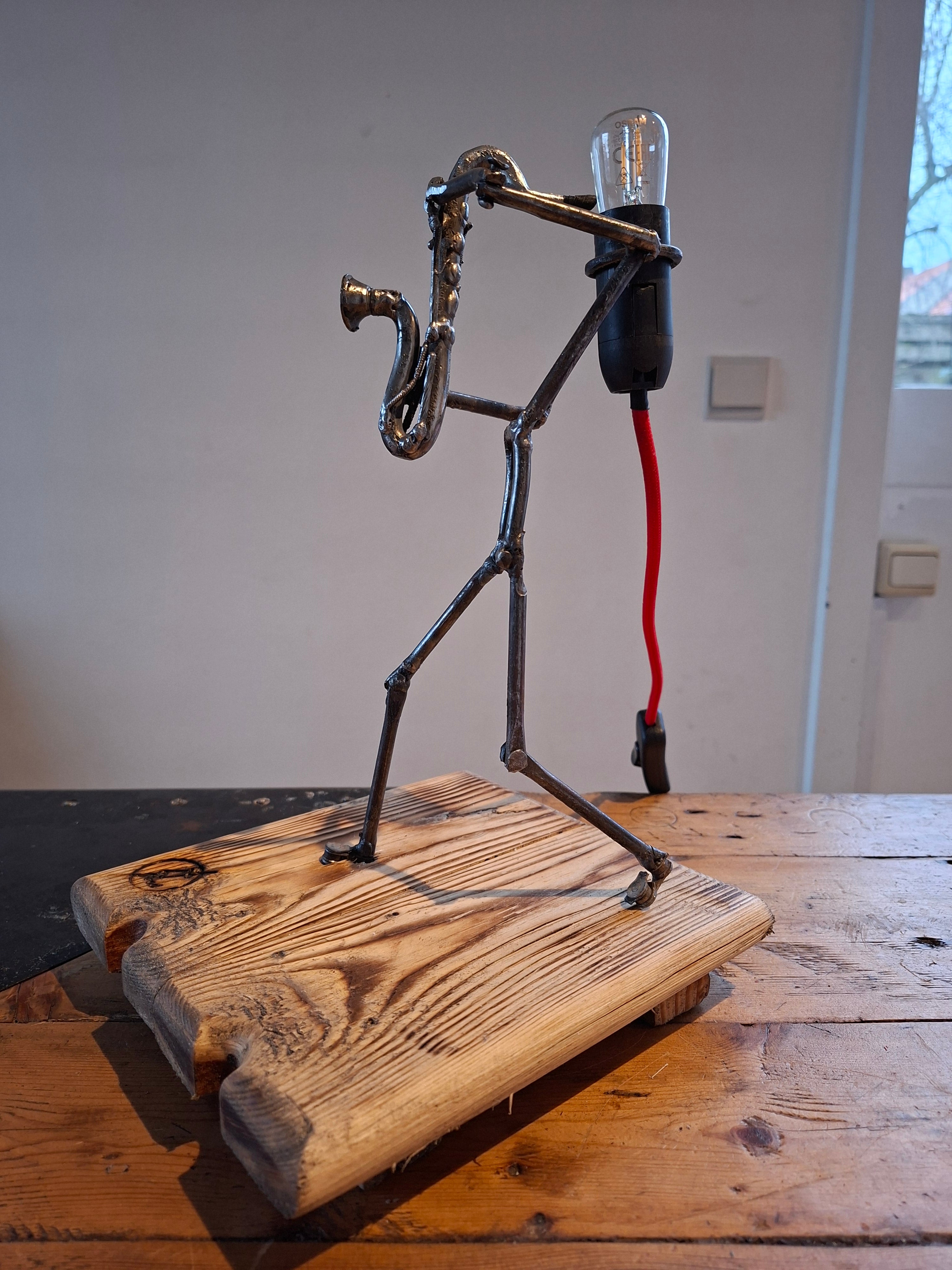 LightPeople "Saxophonist"